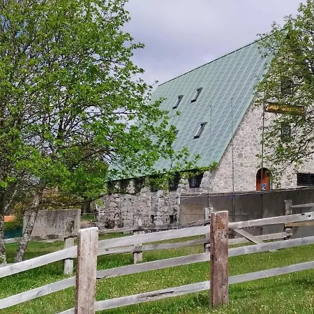 Hostel Refugio De Montana Ama Torrecerredo