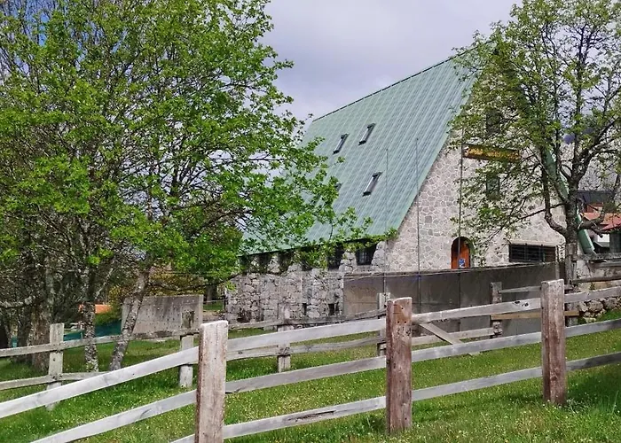 Хостел Refugio De Montana Ama Torrecerredo